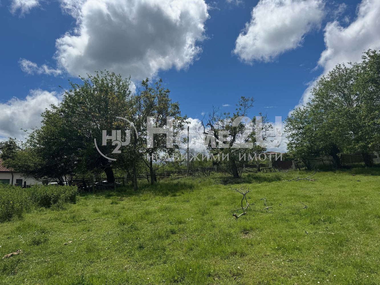 Продава ПАРЦЕЛ, с. Горен чифлик, област Варна, снимка 2 - Парцели - 52084072