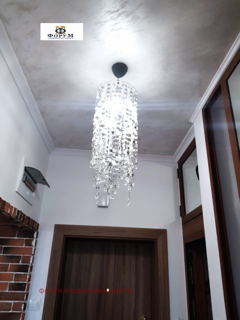 For Sale  2 bedroom Plovdiv , Kamenitsa 2 , 75 sq.m | 23402521 - image [2]