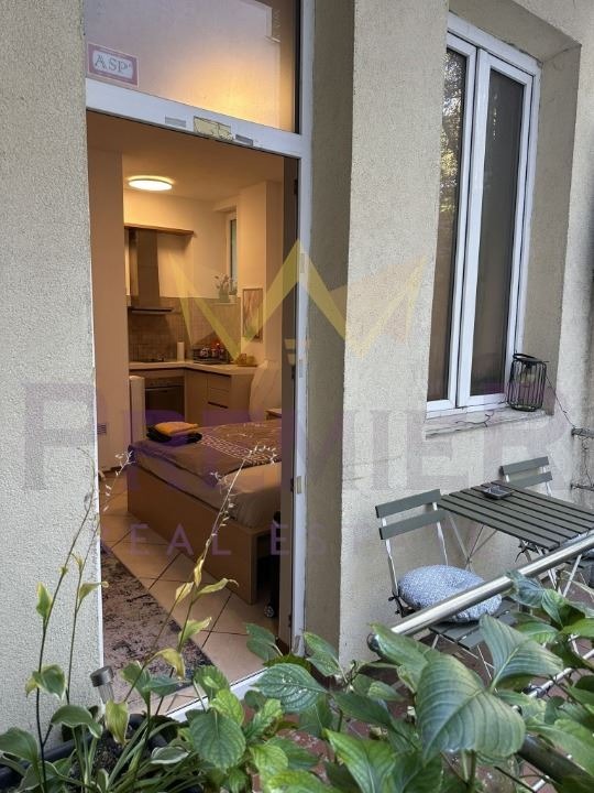 Продава 4-СТАЕН, гр. София, Център, снимка 4 - Апартаменти - 55269828