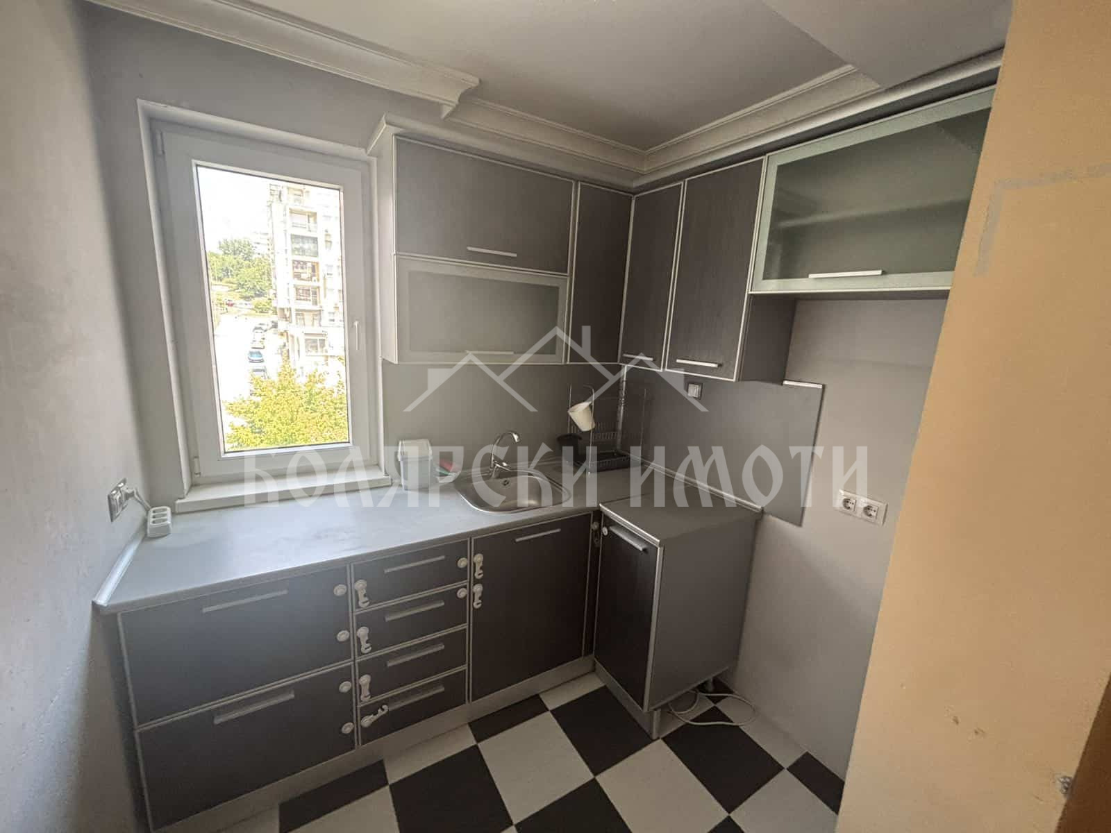 Продава МЕЗОНЕТ, гр. Велико Търново, Колю Фичето, снимка 3 - Апартаменти - 55012784