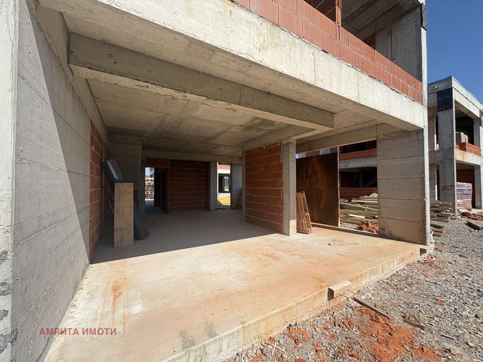 Продава КЪЩА, гр. Божурище, област София област, снимка 2 - Къщи - 54200952