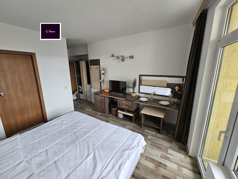 En venta  Estudio Varna , k.k. Sv.Sv. Konstantin i Elena , 40 metros cuadrados | 13730461 - imagen [4]
