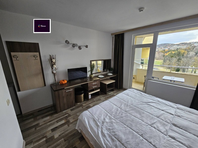 En venta  Estudio Varna , k.k. Sv.Sv. Konstantin i Elena , 40 metros cuadrados | 13730461 - imagen [3]