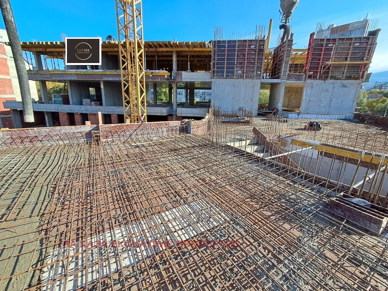 Продава  3-стаен град София , Зона Б-19 , 129 кв.м | 10099300 - изображение [2]