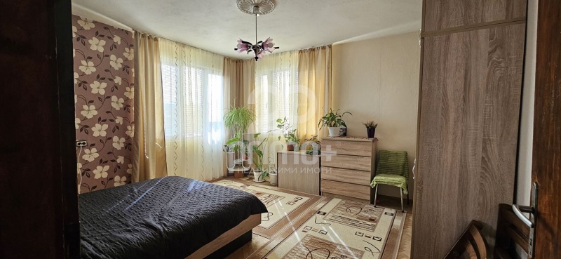 Продава  3-стаен град Велико Търново , Акация , 95 кв.м | 42054054