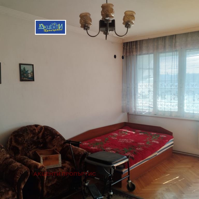 Продава 3-СТАЕН, гр. Велико Търново, Център, снимка 9 - Апартаменти - 53809997