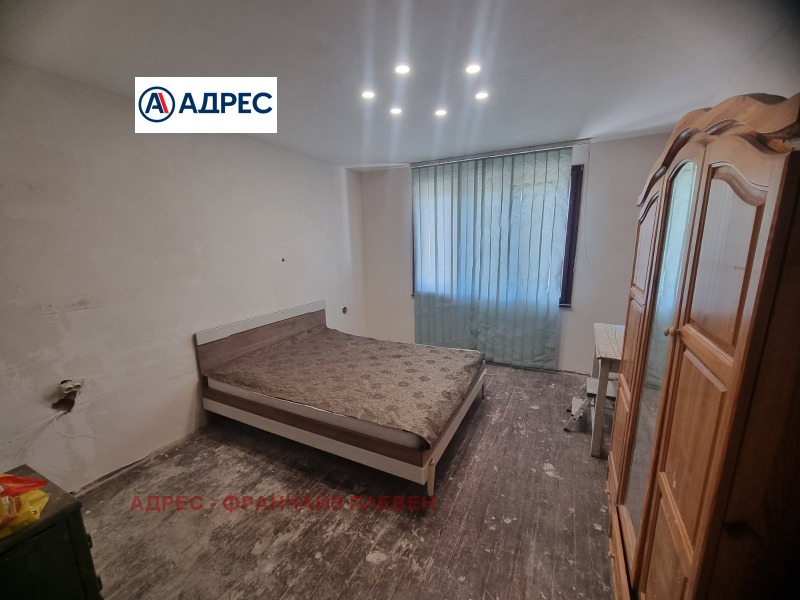 Продава  Етаж от къща град Плевен , Сторгозия , 126 кв.м | 38082424 - изображение [5]