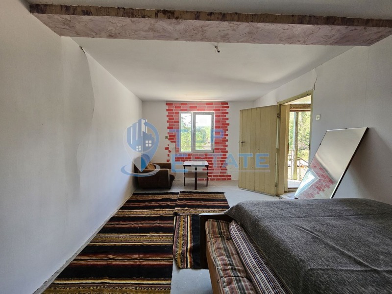 Till salu  Hus region Veliko Tarnovo , Samovodene , 60 kvm | 64004946 - bild [15]