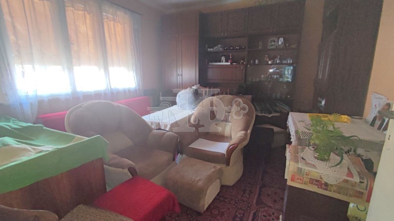 Продава  Къща град Добрич , Пинета , 80 кв.м | 67289942 - изображение [2]