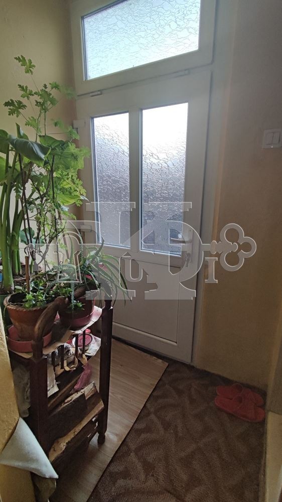 Продава  Къща град Добрич , Пинета , 80 кв.м | 67289942 - изображение [8]