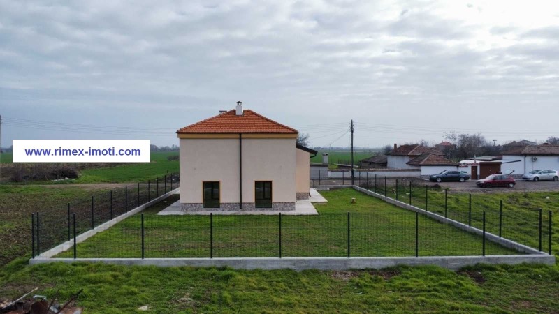 Продава КЪЩА, с. Манолско Конаре, област Пловдив, снимка 4 - Къщи - 53016997