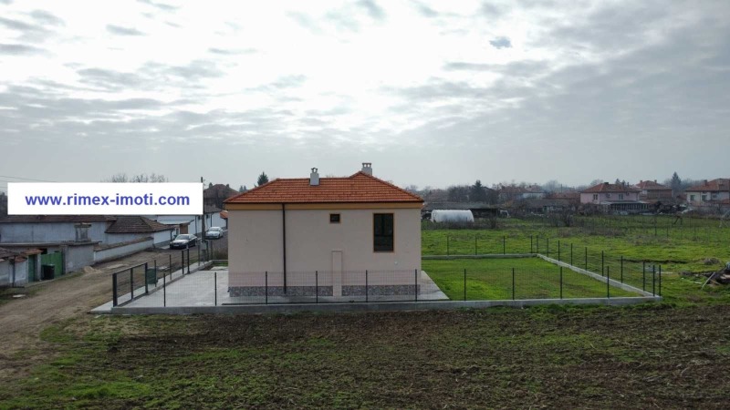 Продава КЪЩА, с. Манолско Конаре, област Пловдив, снимка 3 - Къщи - 53016997