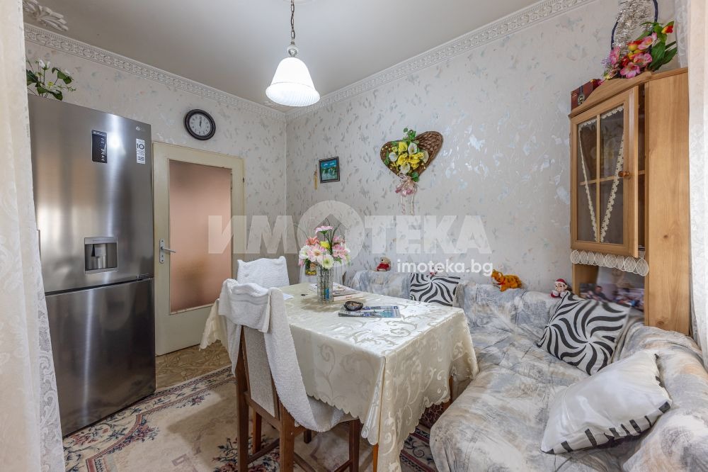 Продава 3-СТАЕН, гр. Варна, Кайсиева градина, снимка 4 - Апартаменти - 54388421