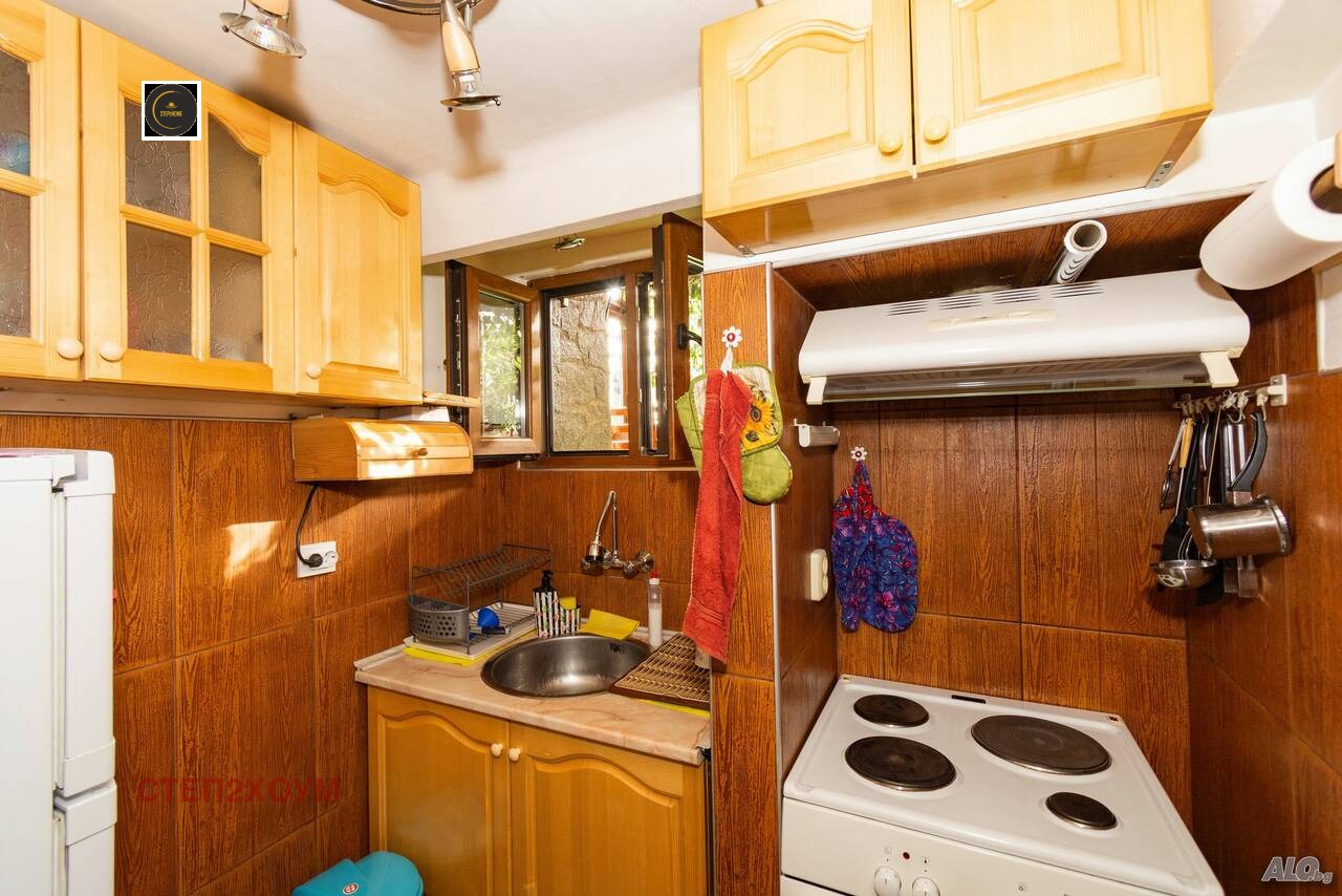 Продава КЪЩА, гр. София, с. Иваняне, снимка 3 - Къщи - 55282341