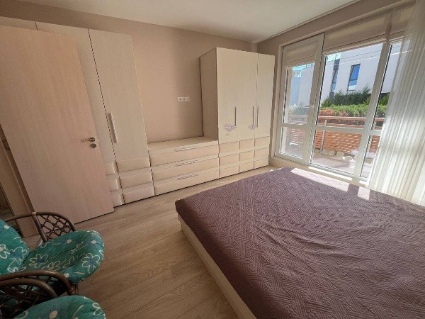 Продава 2-СТАЕН, гр. Бургас, Сарафово, снимка 2 - Апартаменти - 52613392