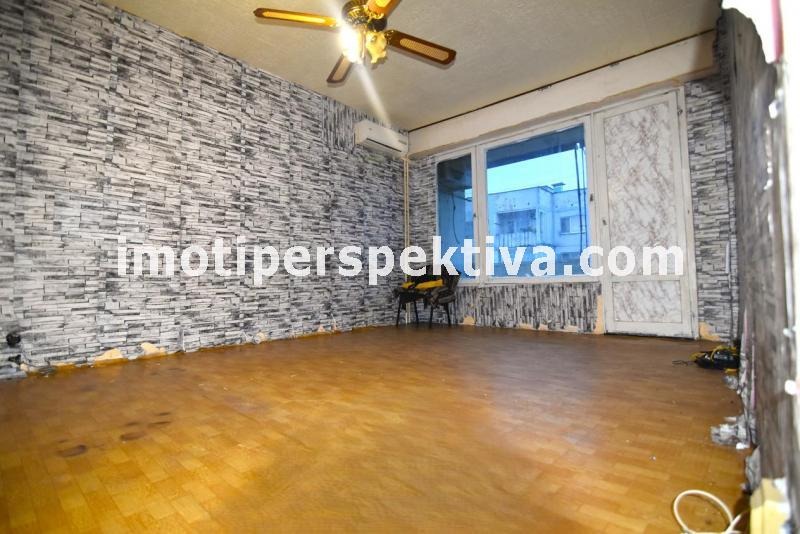 Продава 2-СТАЕН, гр. Пловдив, Кючук Париж