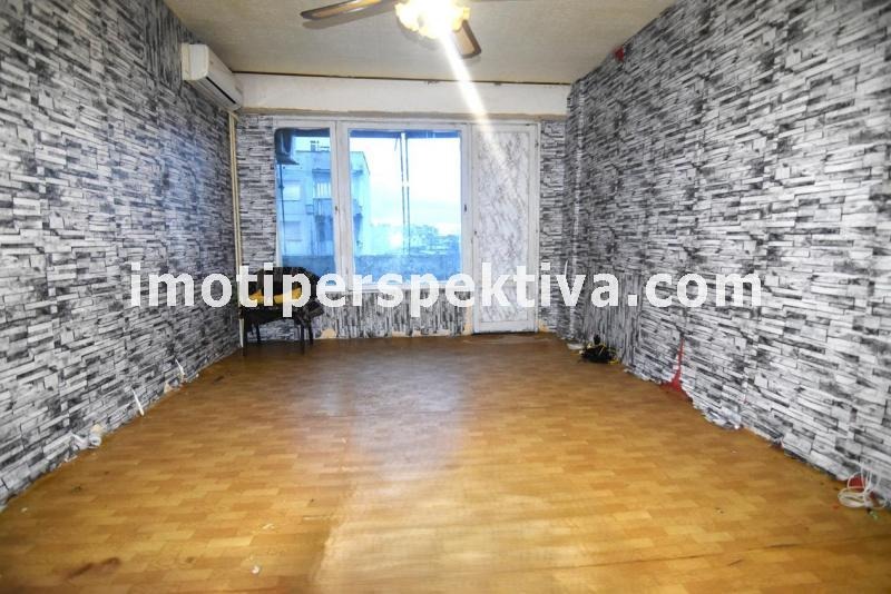 Продава 2-СТАЕН, гр. Пловдив, Кючук Париж, снимка 3 - Апартаменти - 53254966