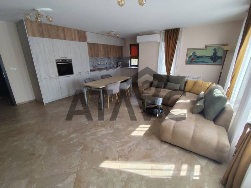 Продава МНОГОСТАЕН, гр. Пловдив, Център, снимка 2 - Апартаменти - 53042830