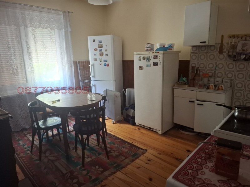 Продава КЪЩА, гр. Перник, Клепало, снимка 4 - Къщи - 52785815