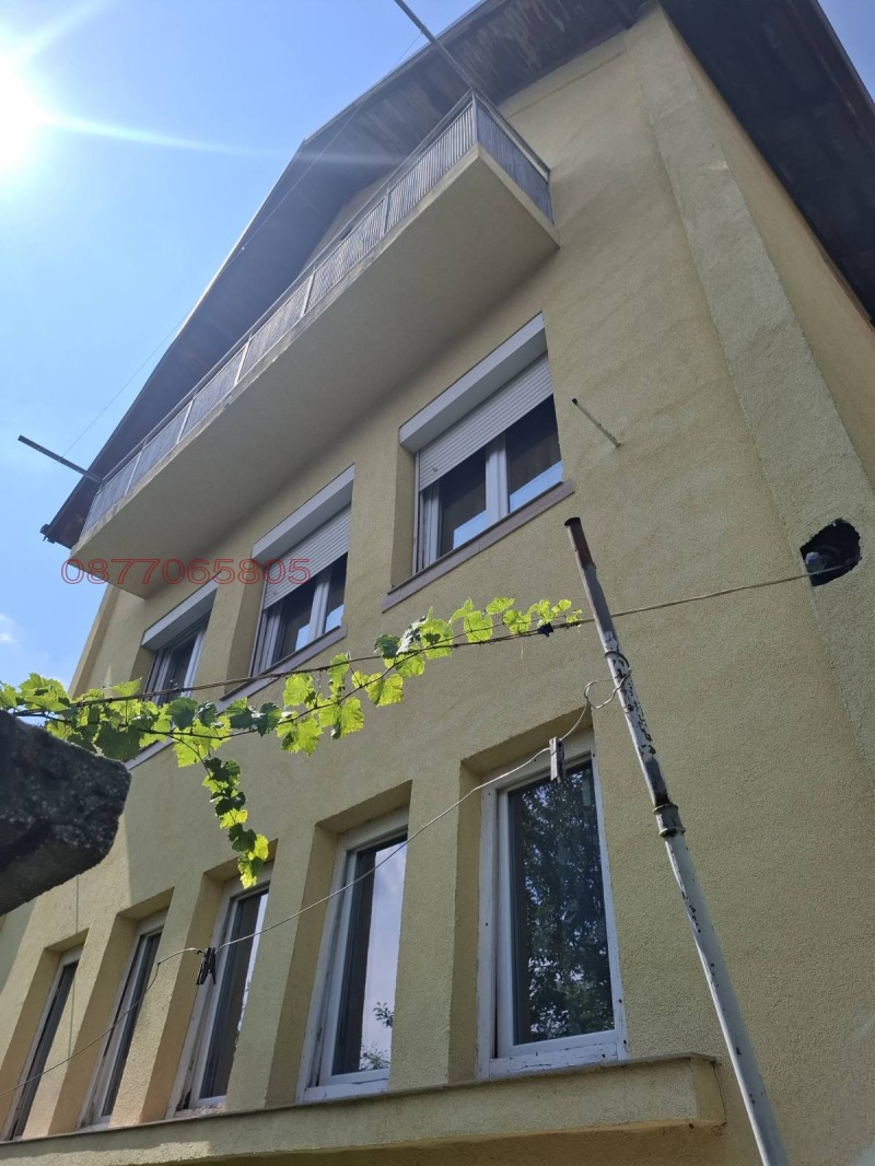 Продава КЪЩА, гр. Перник, Клепало, снимка 2 - Къщи - 52785815