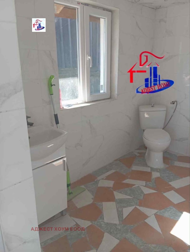 Продава ВИЛА, гр. Шумен, м-т Под Манастира, снимка 4 - Вили - 52241313