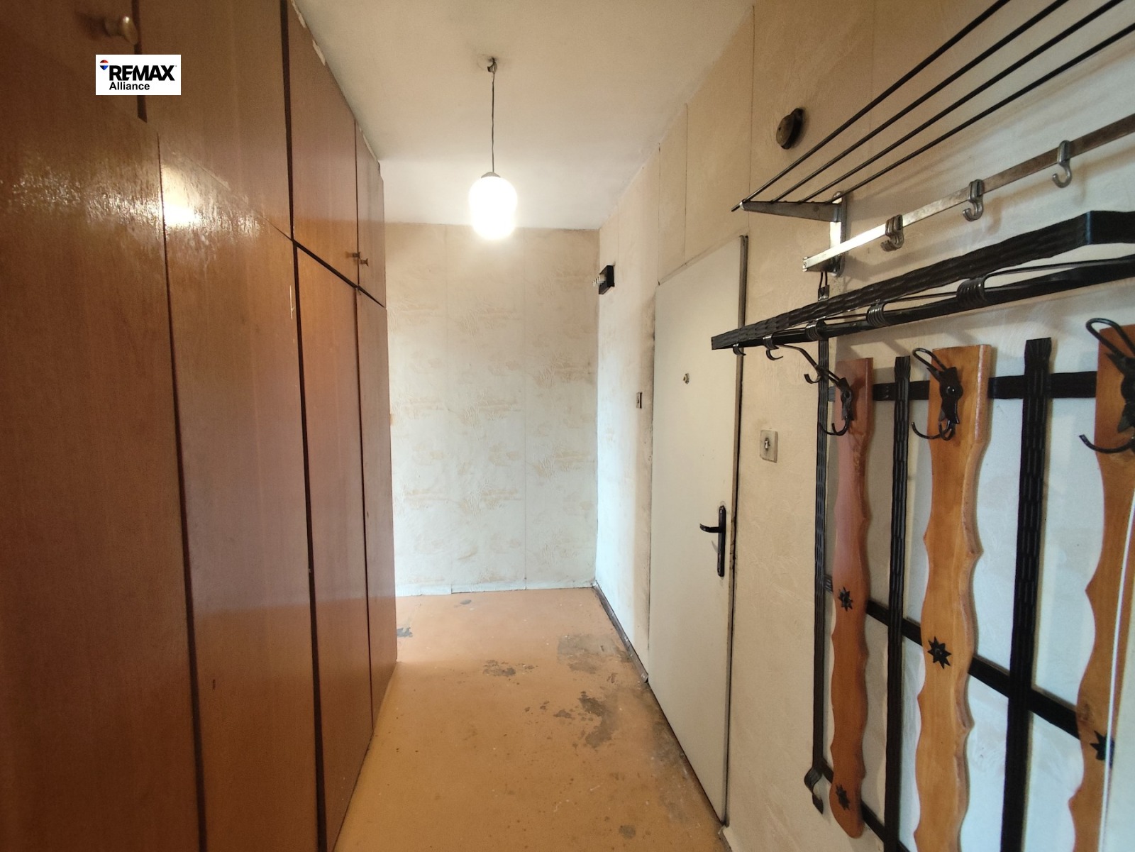 Продава 1-СТАЕН, гр. Перник, Изток, снимка 9 - Апартаменти - 53757725