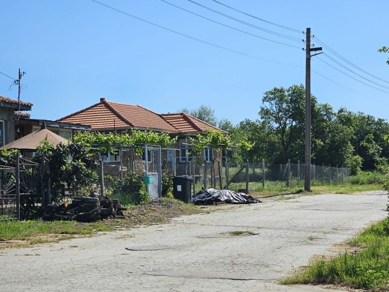 Продава КЪЩА, с. Господиново, област Варна, снимка 5 - Къщи - 54813482