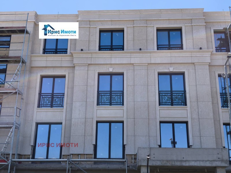 Продава 2-СТАЕН в град София, Витоша - 70 кв.м / 251 000 € » 490 913.33 лв., ИРИС ИМОТИ