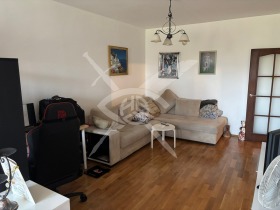 2 спаваће собе Лјулин 5, Софија