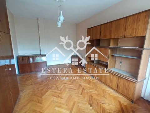 À vendre  1 chambre Choumen , Herson , 70 m² | 13440994