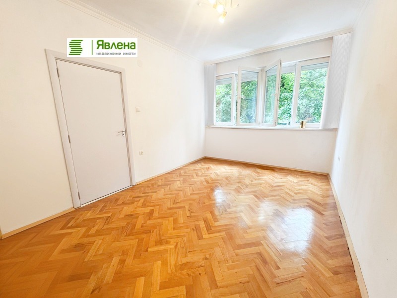 Myytävänä  2 makuuhuonetta Sofia , Strelbište , 86 neliömetriä | 51370603