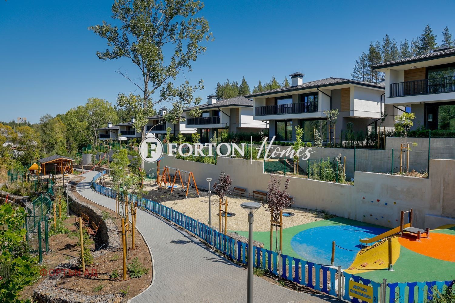 Продава КЪЩА, гр. София, м-т Камбаните, снимка 2 - Къщи - 53985579