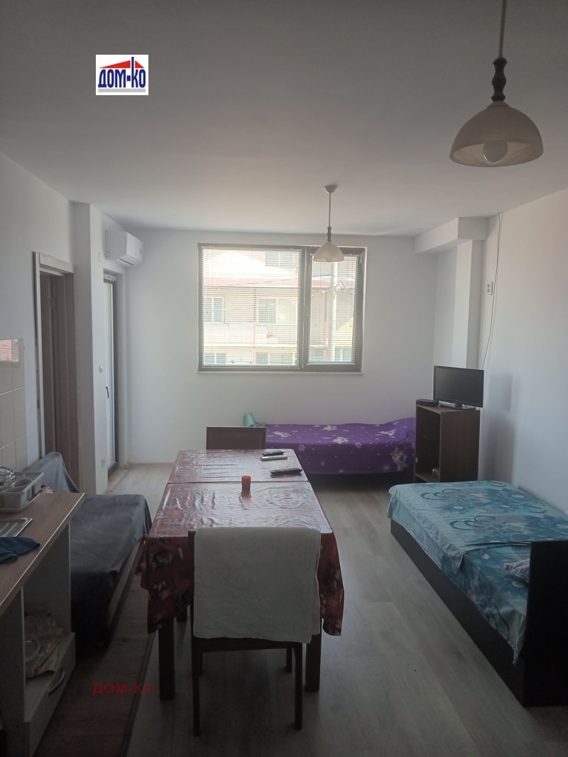 Продава 3-СТАЕН в област Пазарджик, с. Звъничево - 80 кв.м / 68 000 € » 132 996.44 лв., ДОМ-КО