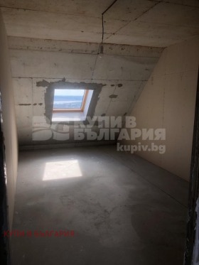 Studio Vazrasjdane 2, Varna 6