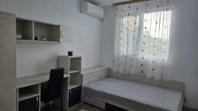 2 sovrum Petritj, region Blagoevgrad