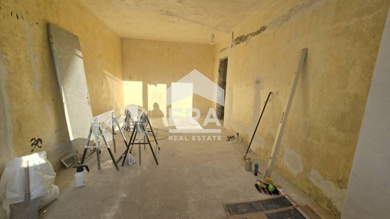 Продава  2-стаен град София , Изгрев , 69 кв.м | 10591730 - изображение [3]