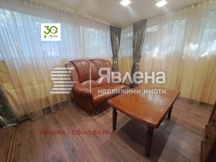 Продава 3-СТАЕН, гр. Варна, Лятно кино Тракия, снимка 2 - Aпартаменти - 47540449