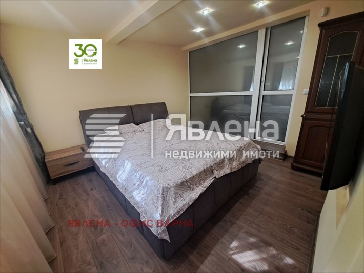 Продава 3-СТАЕН, гр. Варна, Лятно кино Тракия, снимка 3 - Aпартаменти - 47540449