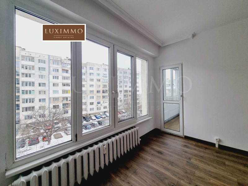 Продава  3-стаен град София , Света Троица , 90 кв.м | 54180061 - изображение [2]