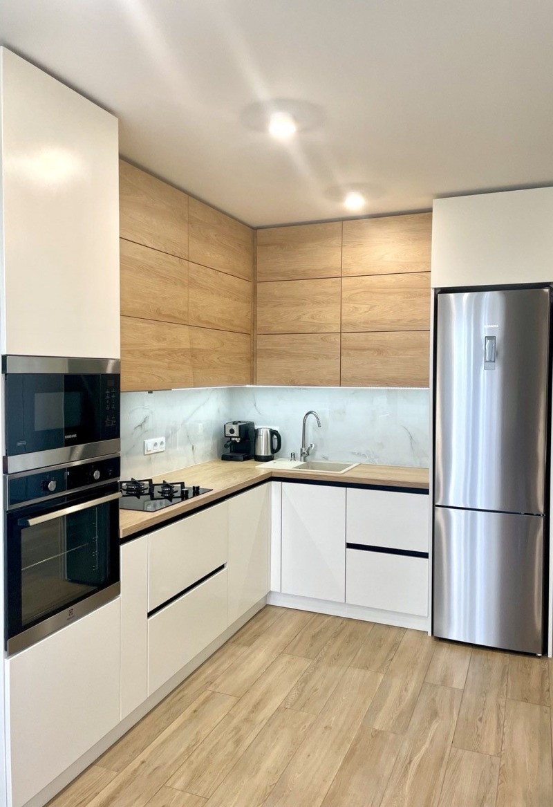 Продава 3-СТАЕН, град Варна, Изгрев • 164990 € / 322692.39 лв. • 83144828 1