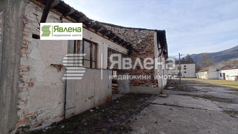 Προς πώληση  Βιομηχανικό κτίριο περιοχή Σόφια , Ετροπολε , 2665 τ.μ | 78424153 - εικόνα [5]