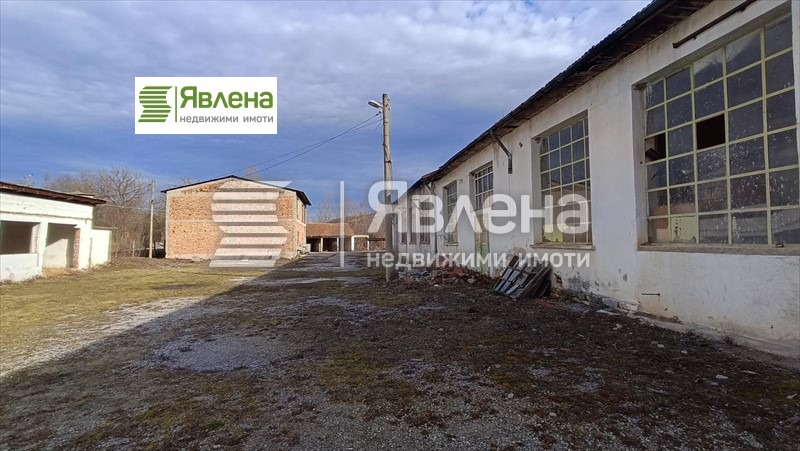 Προς πώληση  Βιομηχανικό κτίριο περιοχή Σόφια , Ετροπολε , 2665 τ.μ | 78424153 - εικόνα [3]