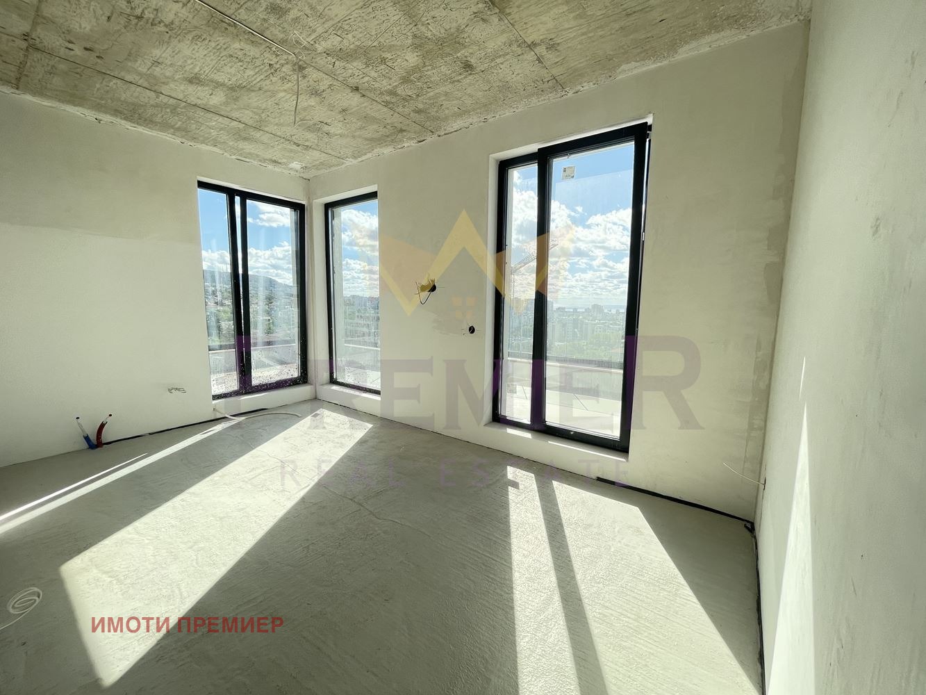 Продава 3-СТАЕН, гр. Варна, Изгрев, снимка 5 - Апартаменти - 56004304