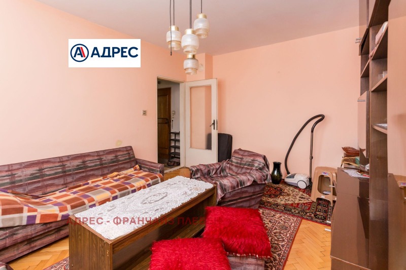 На продаж  1 спальня Плевен , Сторгозия , 62 кв.м | 51379509