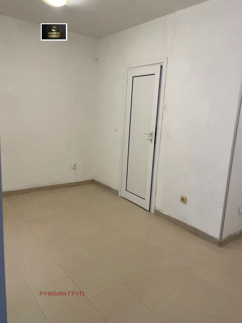 En venta  Oficina Sofia , Lozenets , 17 metros cuadrados | 75235771