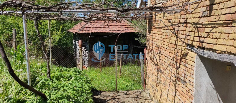 Продава КЪЩА, с. Мийковци, област Велико Търново, снимка 12 - Къщи - 42230288