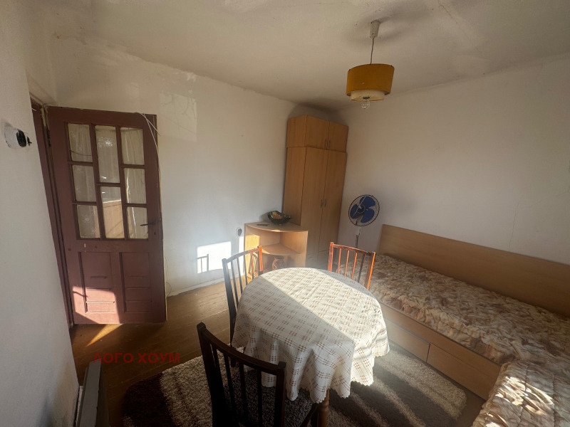 Продава КЪЩА, с. Осеново, област Варна, снимка 13 - Къщи - 52448087