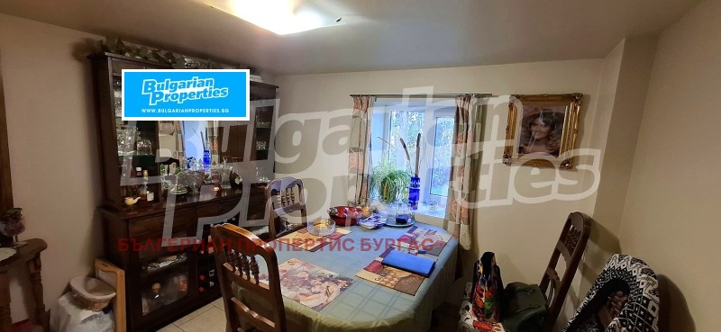 Продава КЪЩА, с. Светлина, област Бургас, снимка 8 - Къщи - 53195396