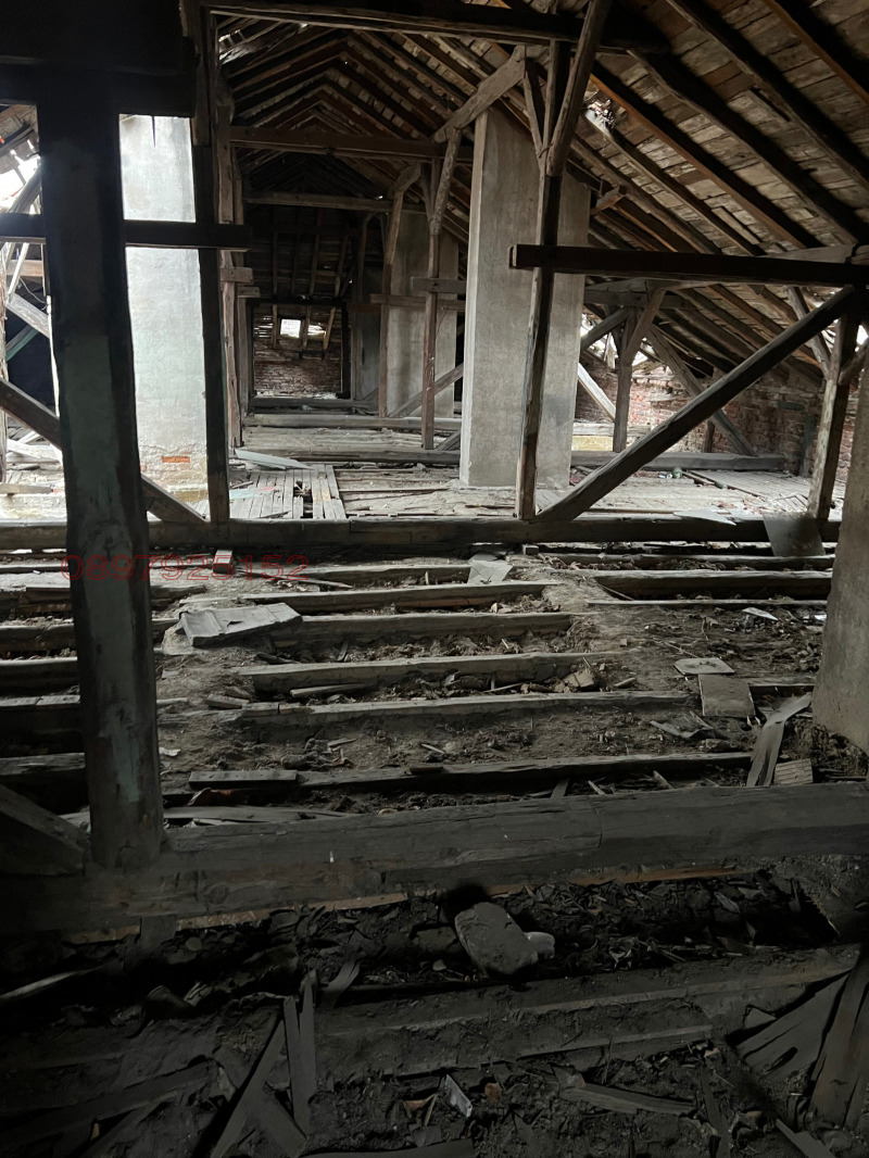 Продава ХОТЕЛ, гр. Казанлък, област Стара Загора, снимка 3 - Хотели - 52349436