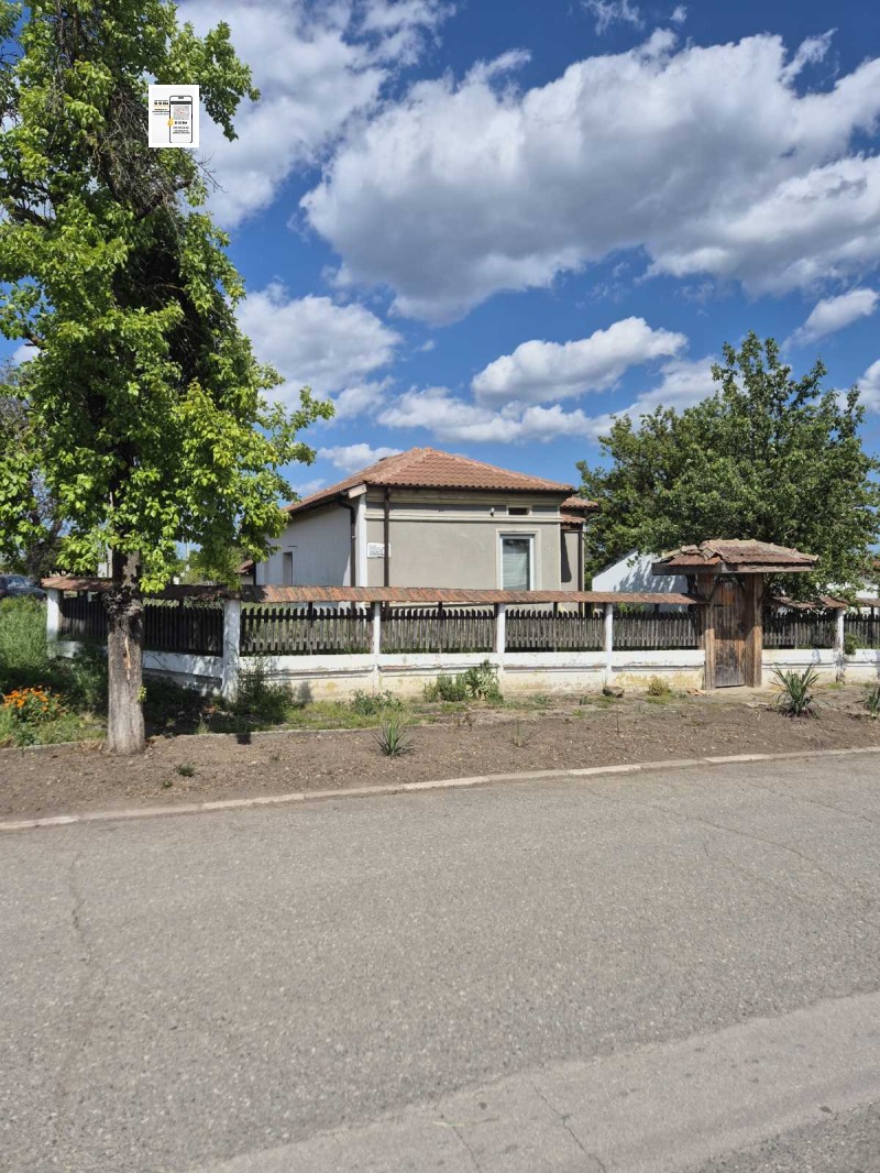 Продава КЪЩА в област Добрич, с. Смолница - 95 кв.м / 59 000 € » 115 393.97 лв., СИ СИ ЕМ